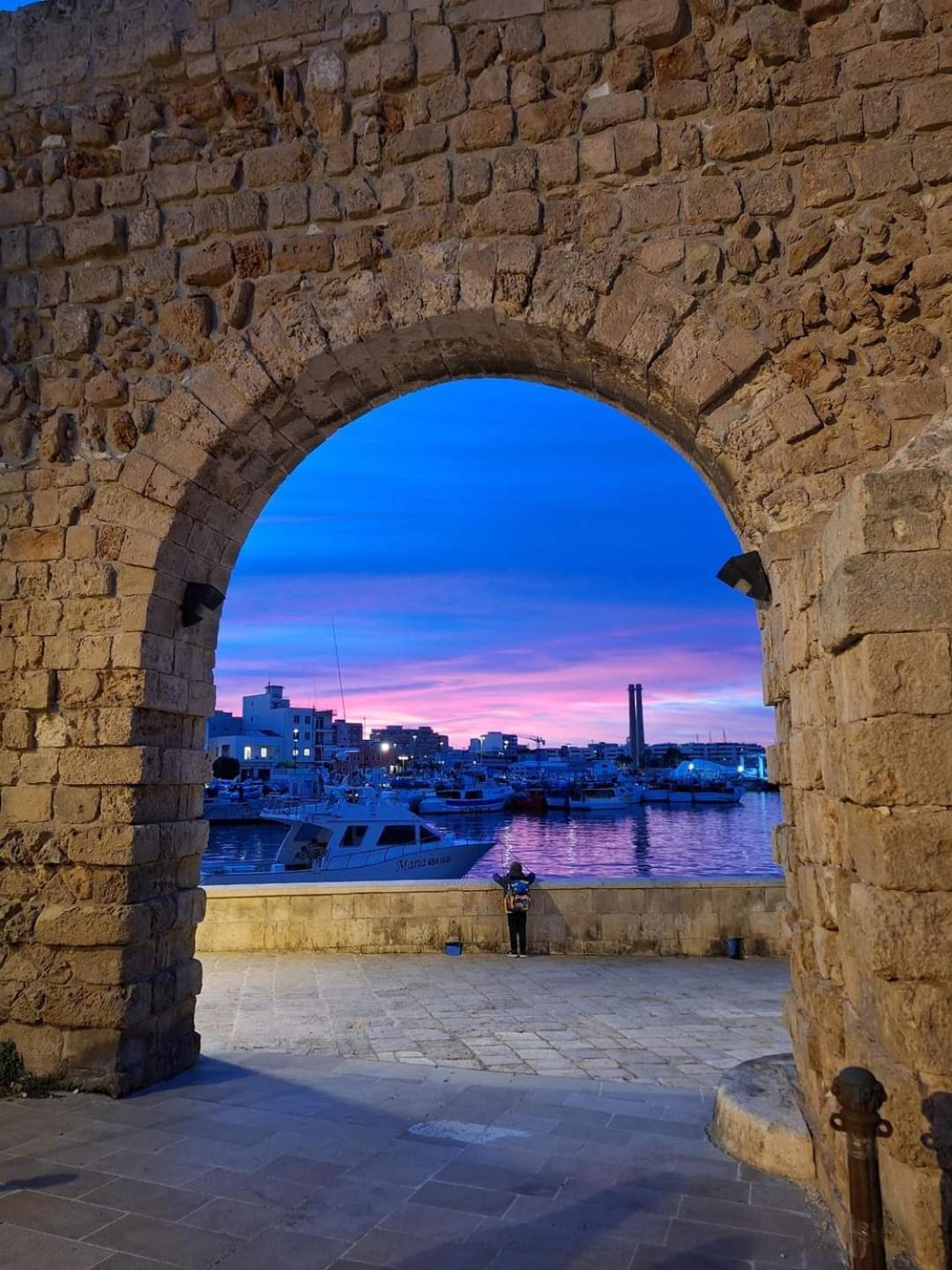 Comes Home Monopoli Exteriér fotografie